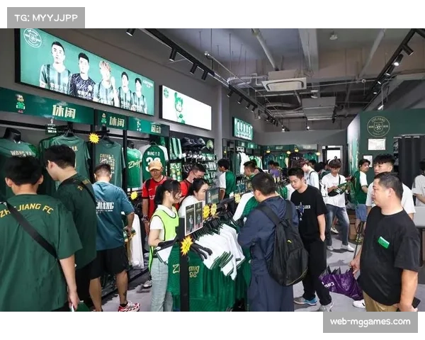 上海海港3-0完胜浙江俱乐部绿城,稳居积分榜前列 上海海港3-0完胜浙江俱乐部绿城,稳居积分榜前列